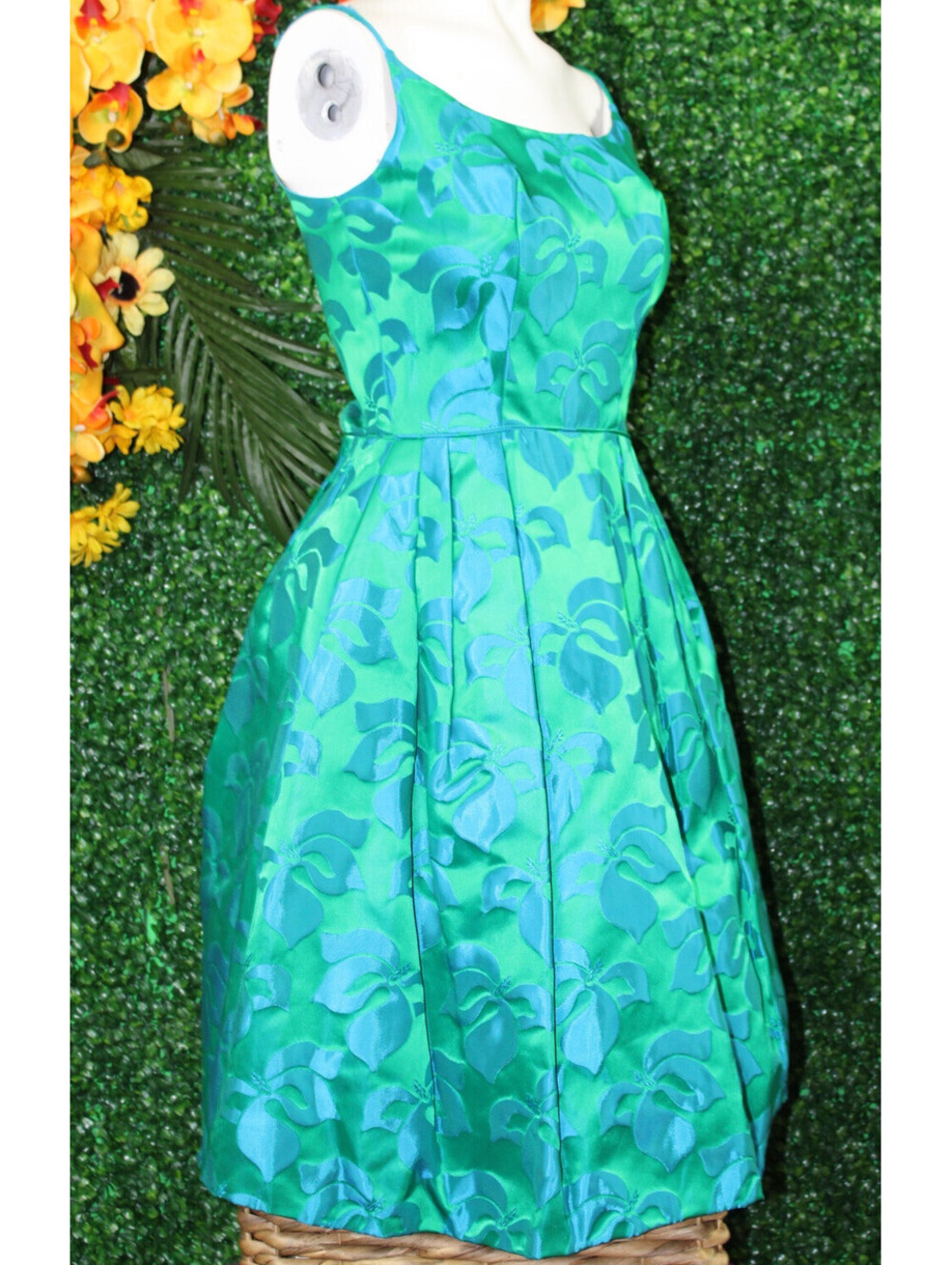 Vintage 1960s dress vintage 1960s green damask dress Cocktail XS Dress